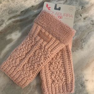 UGG brand mittens